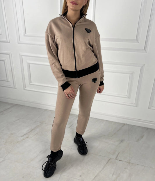 Moteriškas kreminės spalvos medvilninis laisvalaikio kostiumas 'Marcavo
