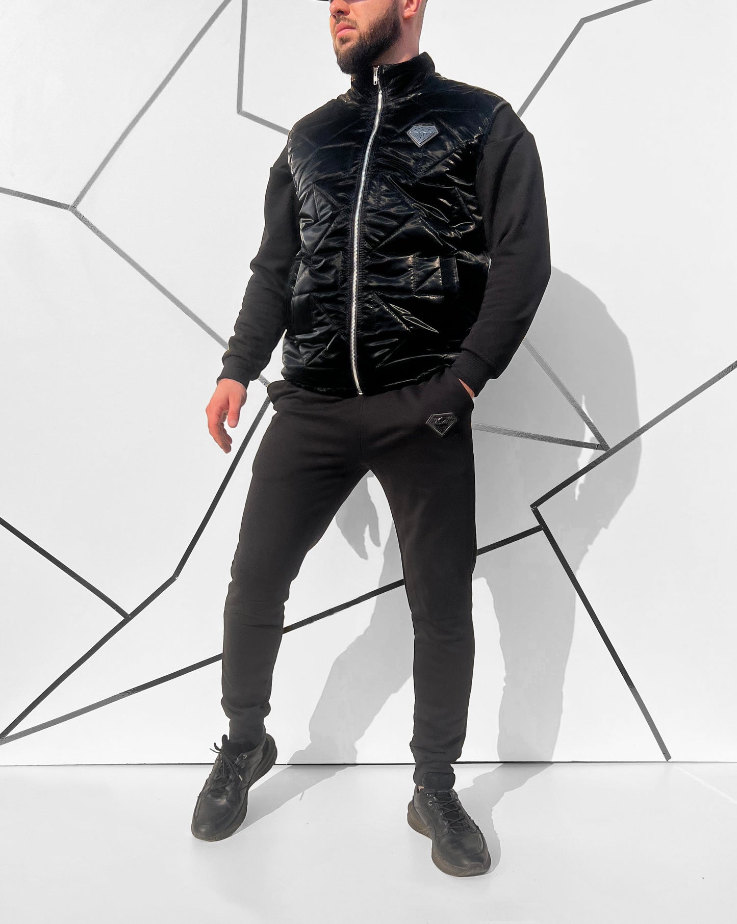 Vyriška juodos spalvos rudeninė/ pavasarinė liemenė 'Velgrano'