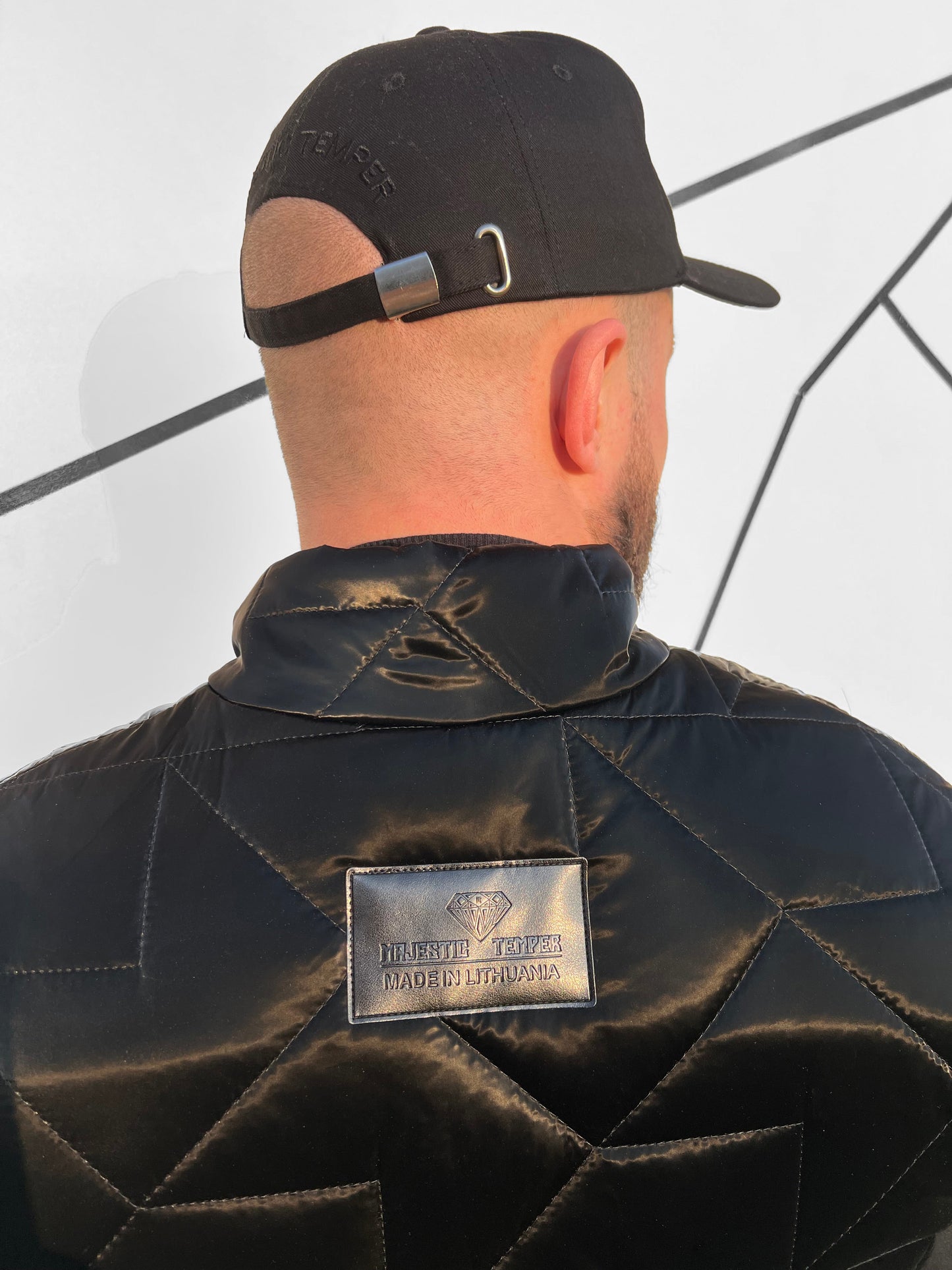 Vyriška blizgi pavasarinė/rudeninė striukė 'Rivartore'