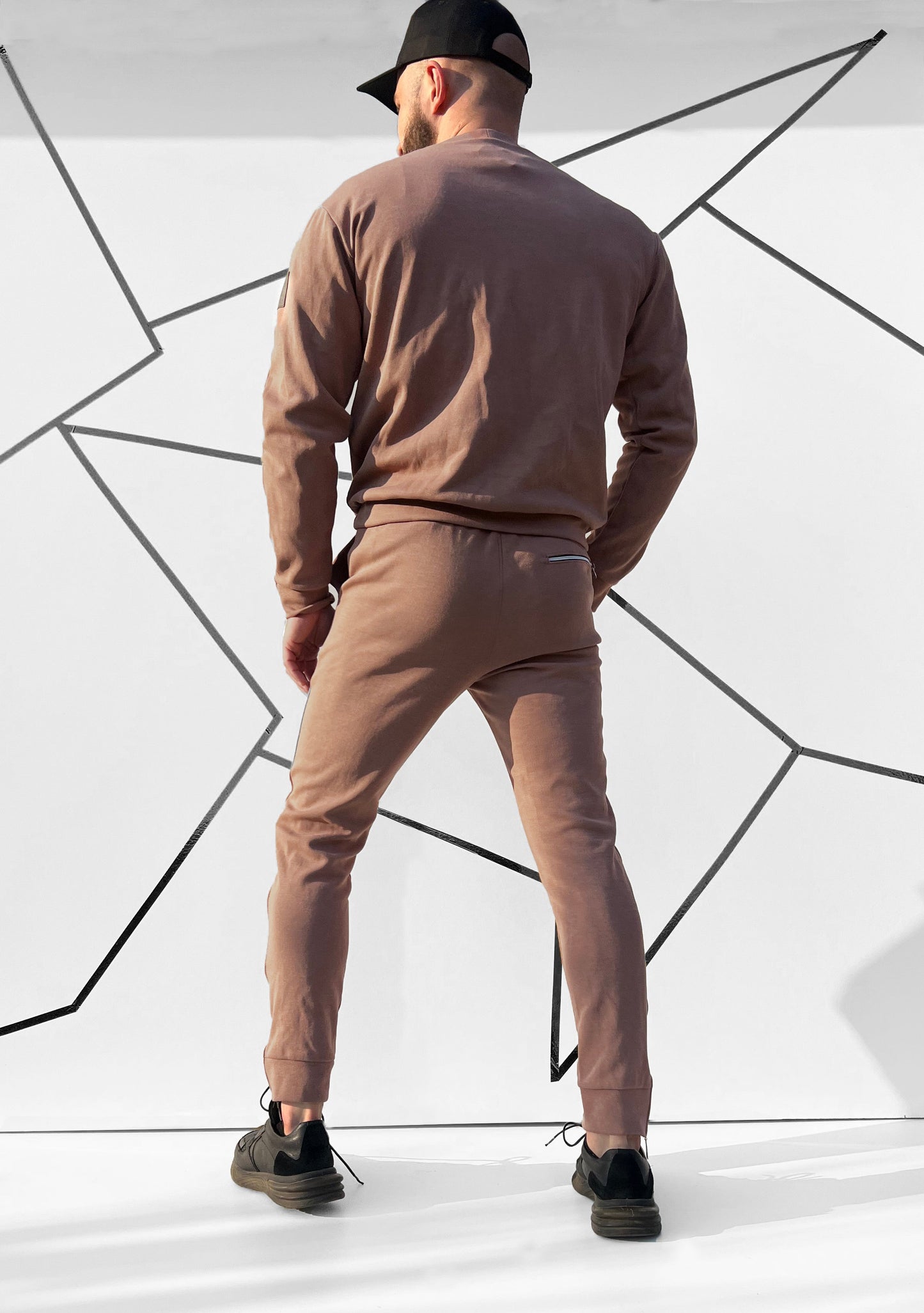 Rudas medvilninis laisvalaikio kostiumas vyrams  'Mavetido"