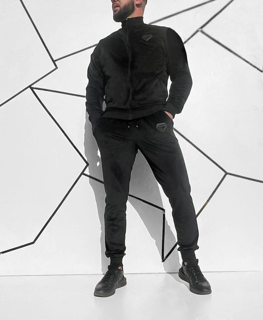 Vyriškas veliūrinis juodas laisvalaikio kostiumas 'Lovardete'