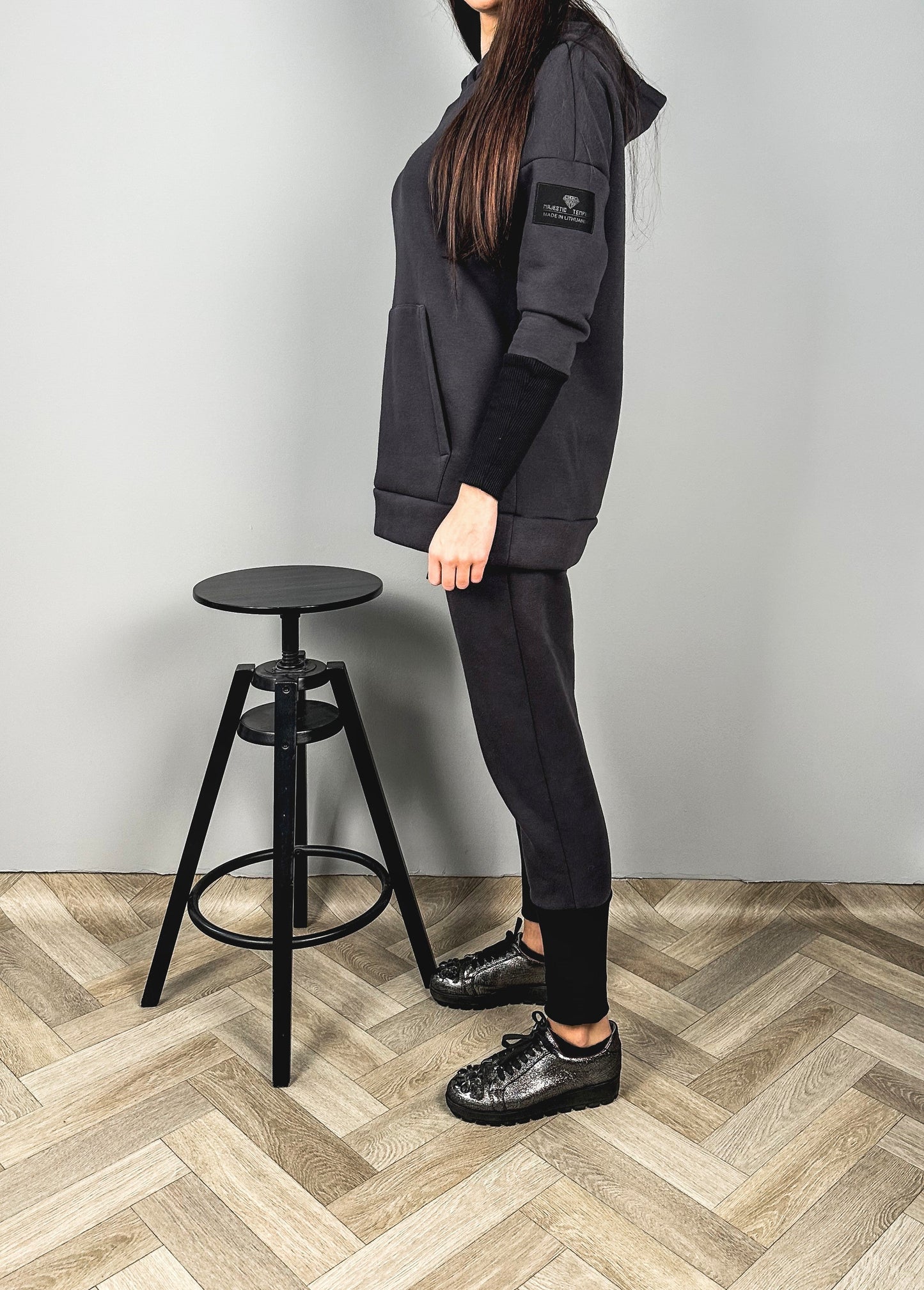 Moteriškas laisvalaikio kostiumas su kapišonu 'Sunvedo'