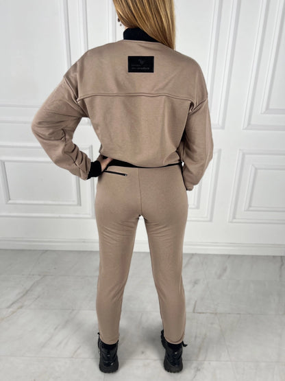 Moteriškas kreminės spalvos medvilninis laisvalaikio kostiumas 'Marcavo