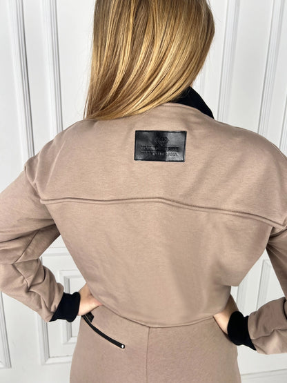 Moteriškas kreminės spalvos medvilninis laisvalaikio kostiumas 'Marcavo