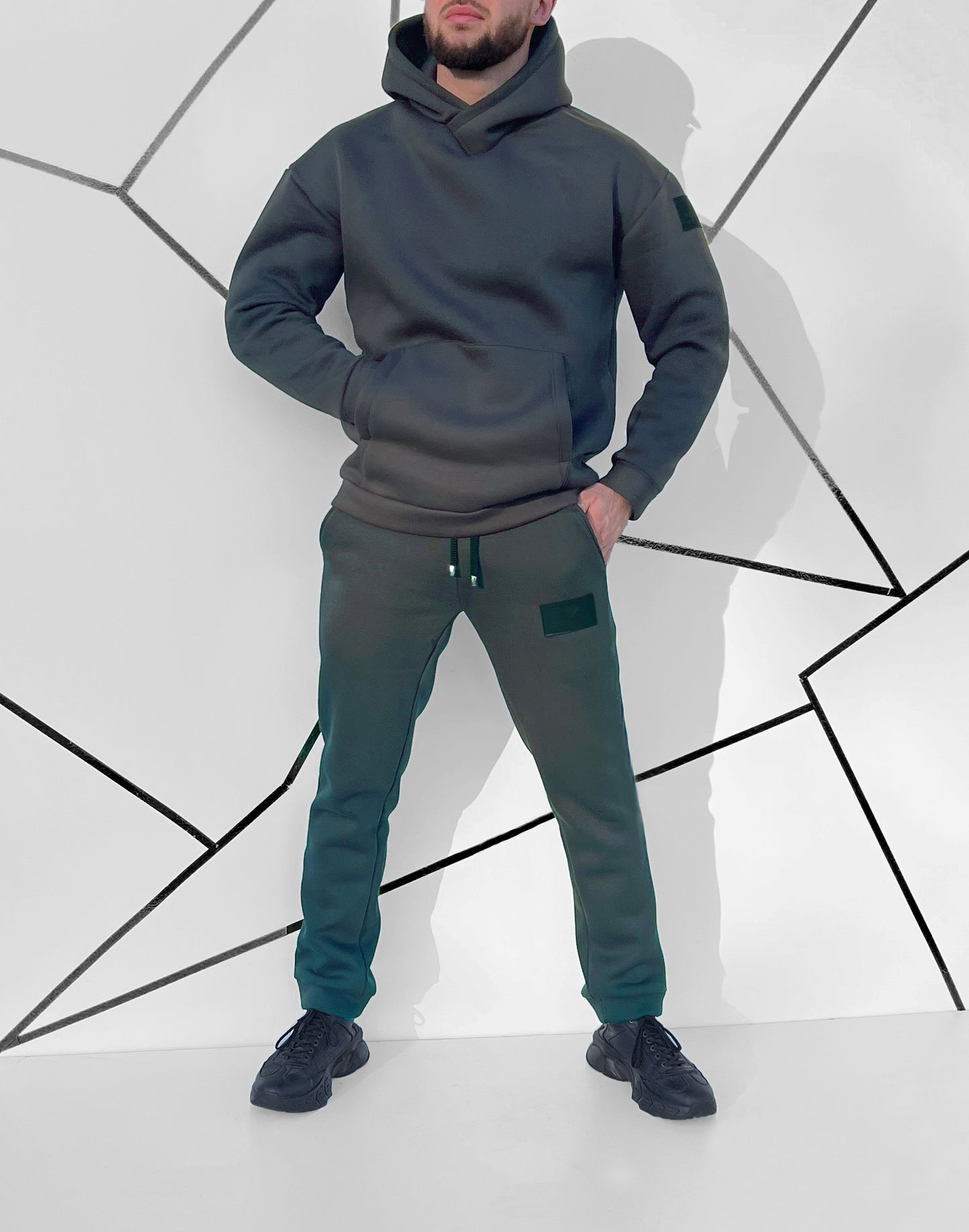 Grafito spalvos medvilninis Oversize laisvalaikio kostiumas 'Sovarre'